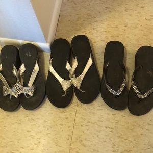 3 pairs of sandals